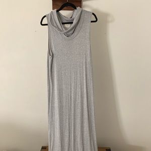 t la size L maxi sleeveless dress
